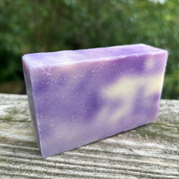 Handmade Lavender Lemongrass Cold Process Soap Bar - Picture 1 of 1